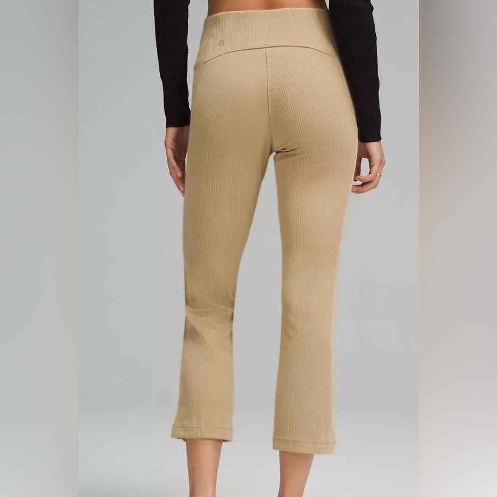 Lululemon Ribbed Softstreme Zip-Leg High-Rise Cropped Pants 25" Size 14